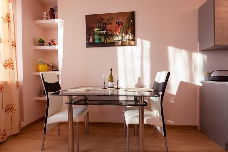 Piast Apartament Cracovia Esterno foto